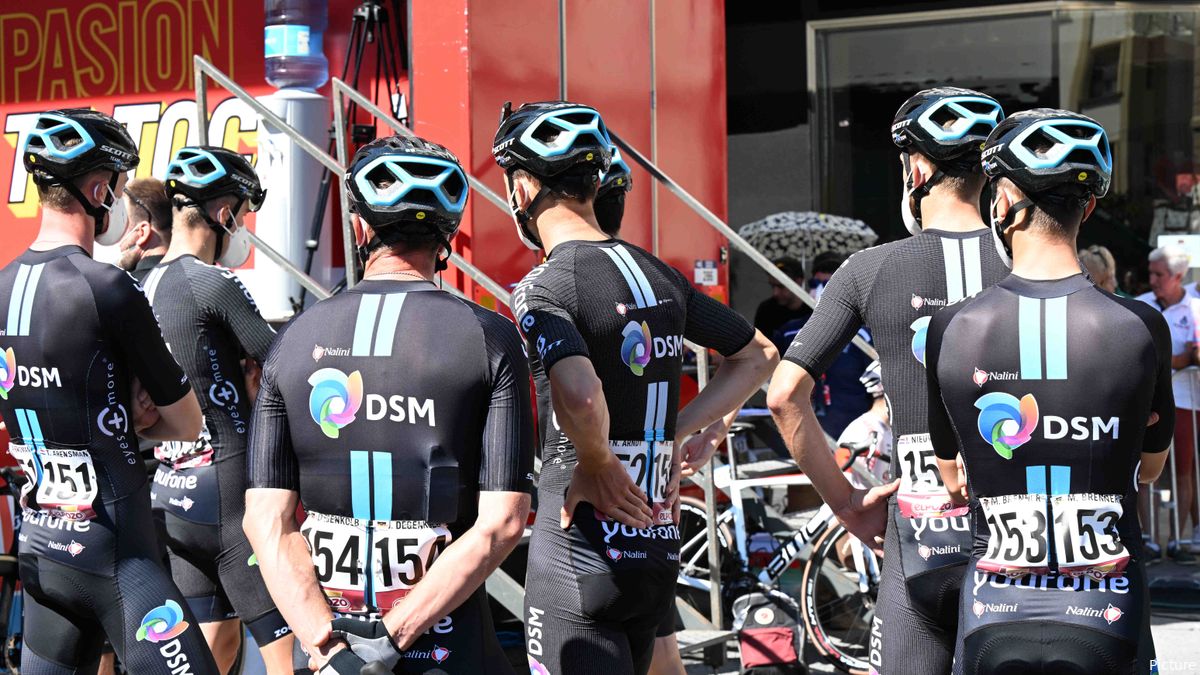 Development Team dsm-firmenich signs four talented Dutch cyclists ...