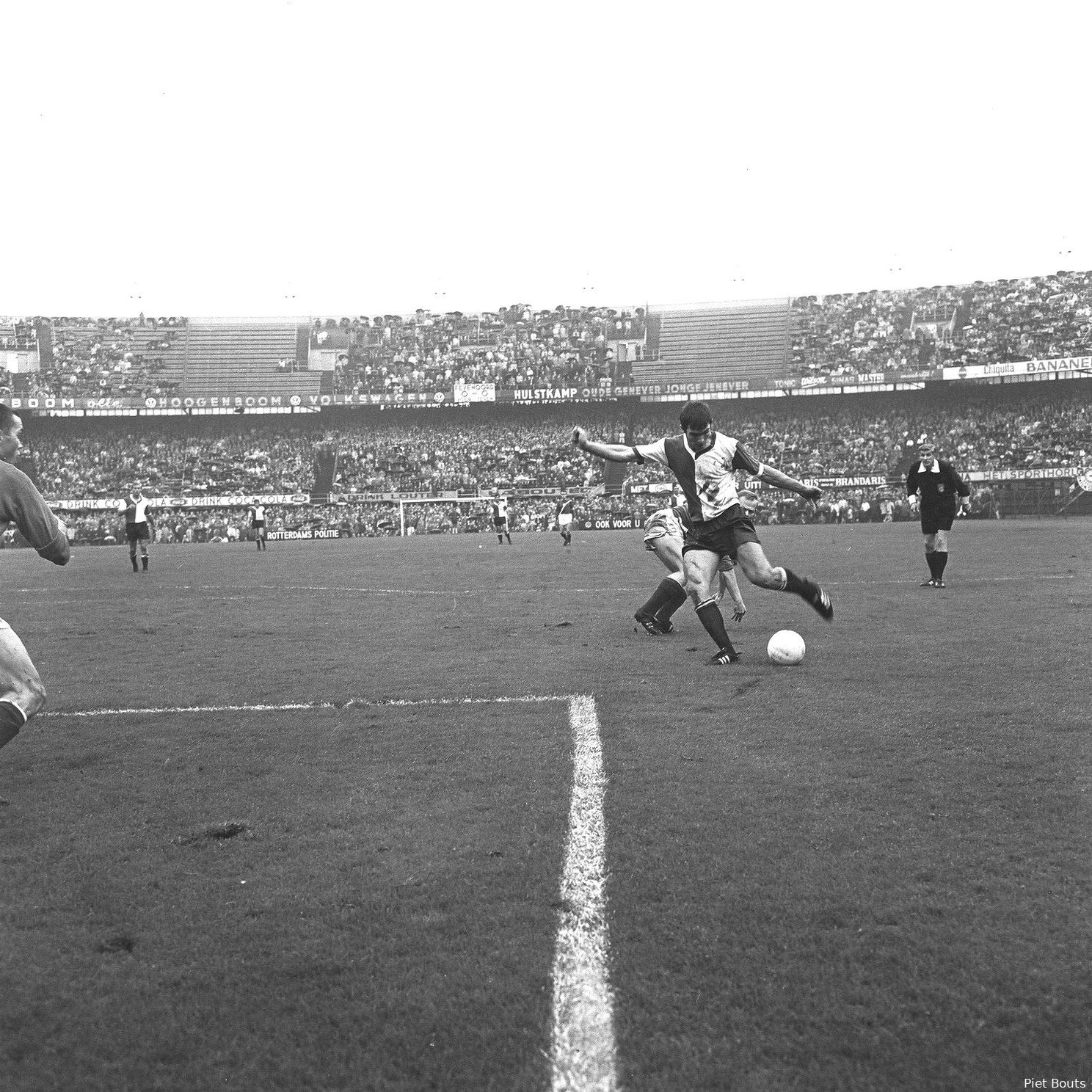 Feyenoord-icoon Willem van Hanegem viert tachtigste verjaardag