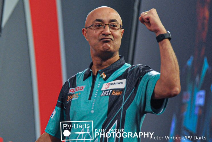 These are the standings in the qualifying race for the World Darts