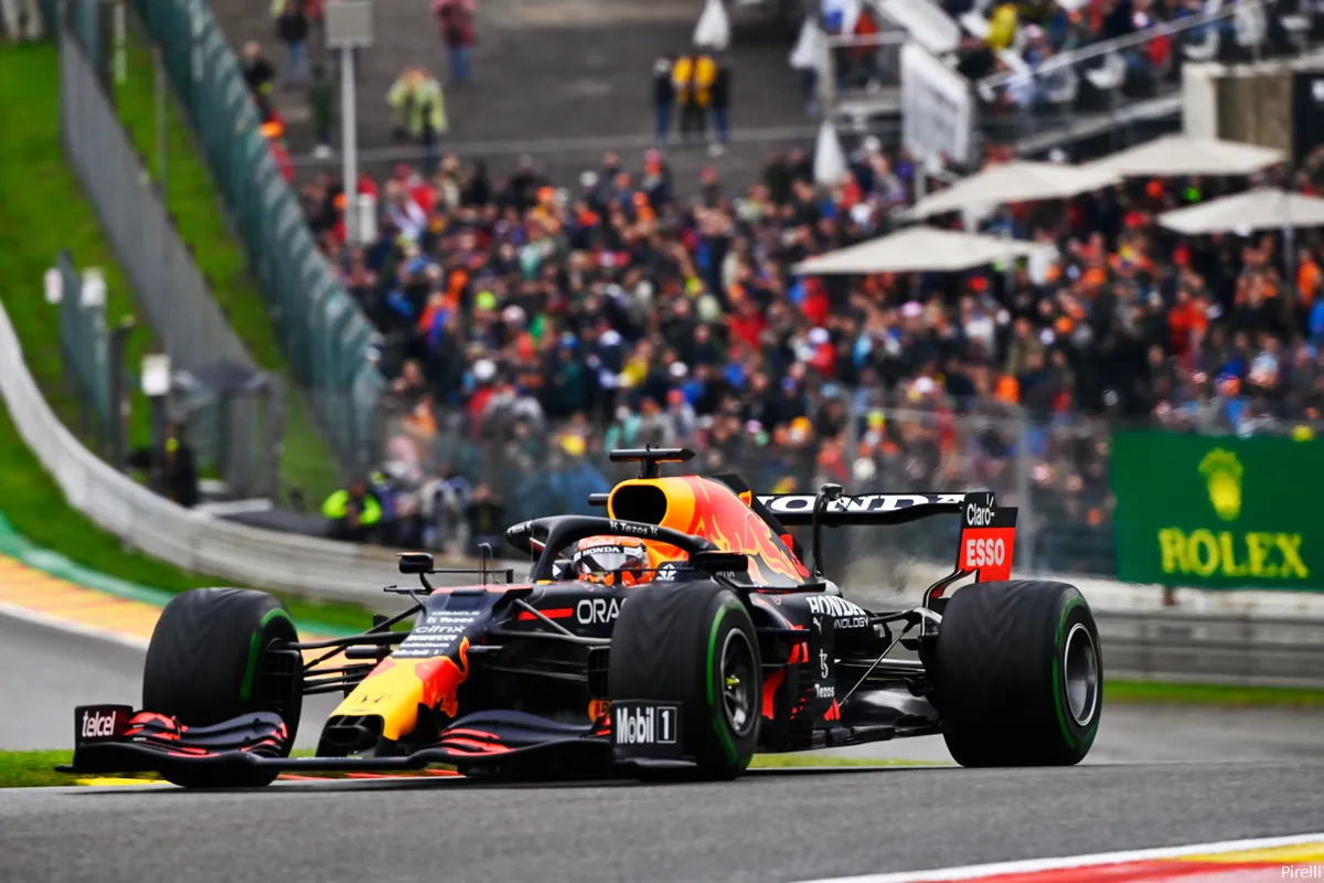 Isola ziet kansen voor Verstappen: 'Stond versteld van zijn rijvaardigheid in de regen'