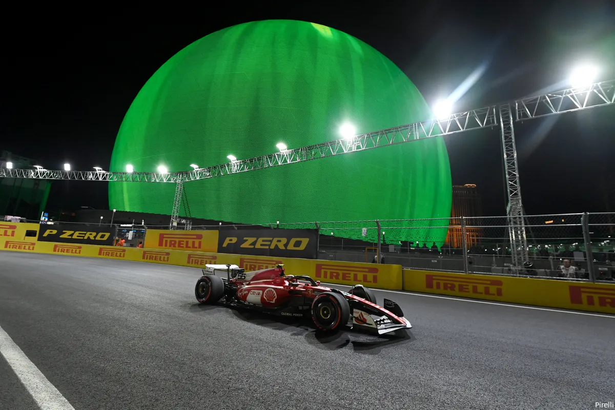 carlos sainz ferrari livery saturday lasvegas 2023