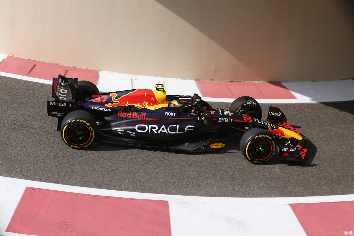 isack hadjar red bull racing friday yasmarina 2023
