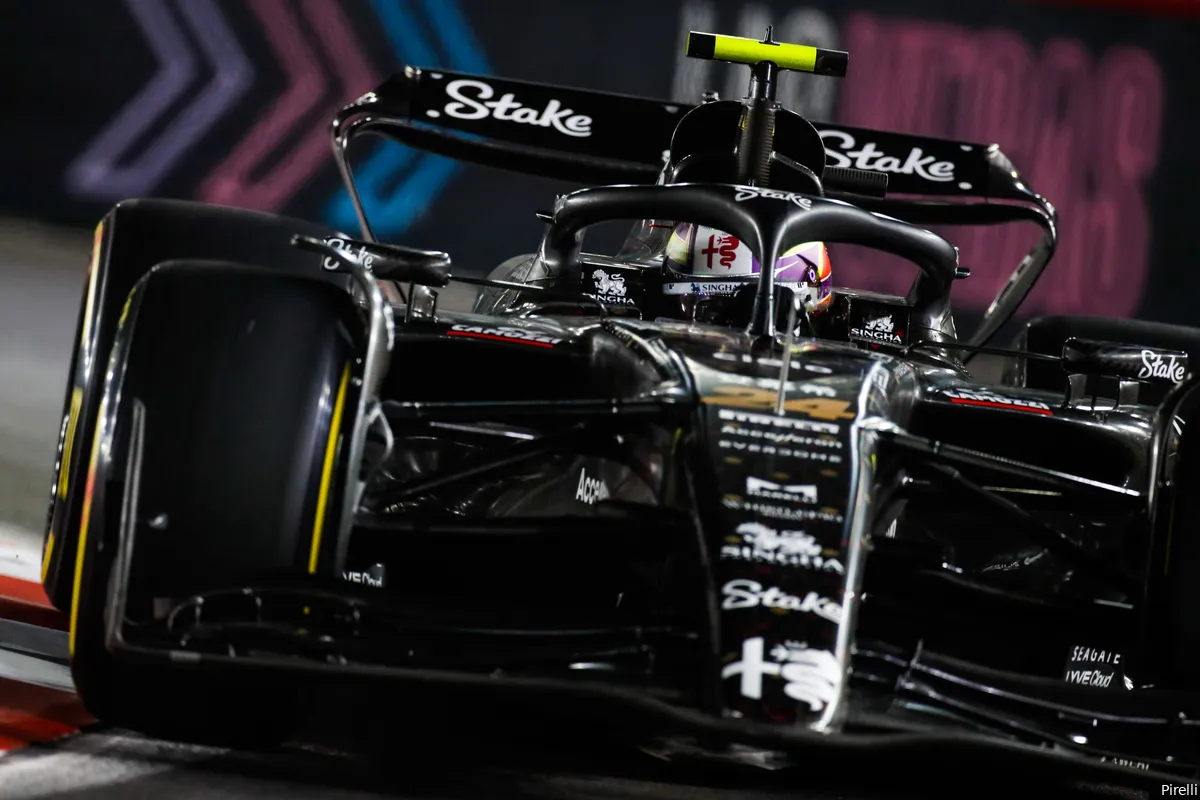 zhou guanyu alfa romeo 20 friday lasvegas 2023