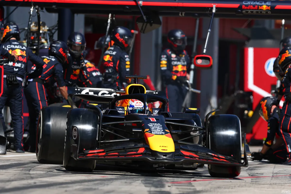 pirelli red bull racing max verstappen pitstop gp emilia romagna imola 2025 zondag
