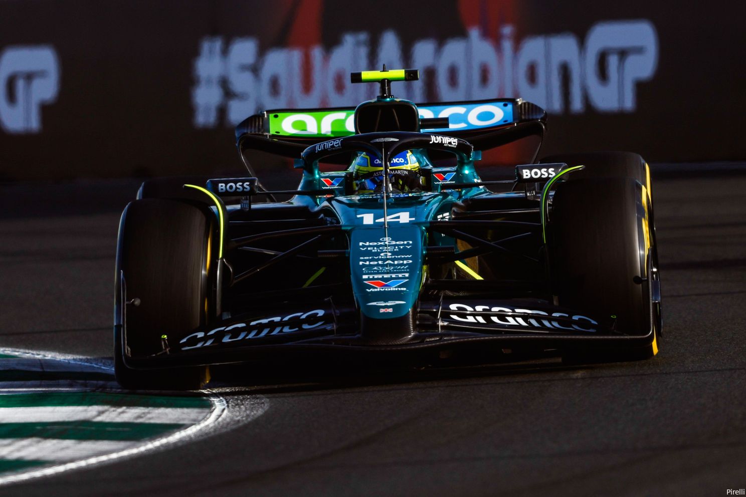 Fernando Alonso tijdens de kwalificatie voor de Grand Prix van Saoedi-Arabië, Jeddah Corniche Circuit, 2024