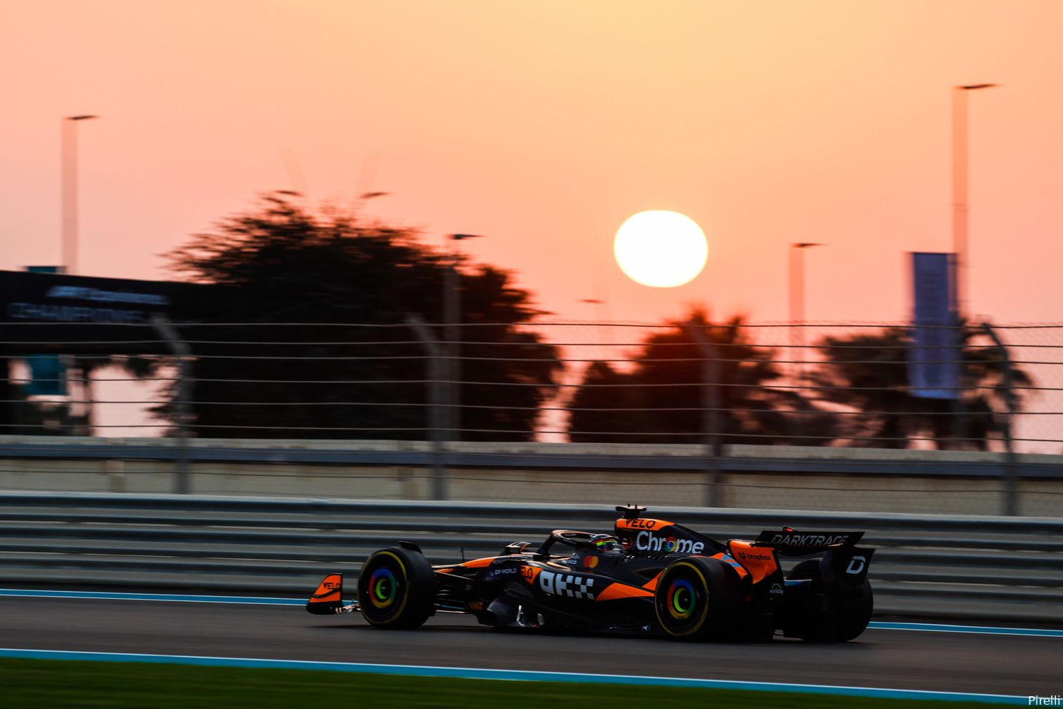 oscar piastri mclaren abu dhabi 17 friday yasmarina 2024