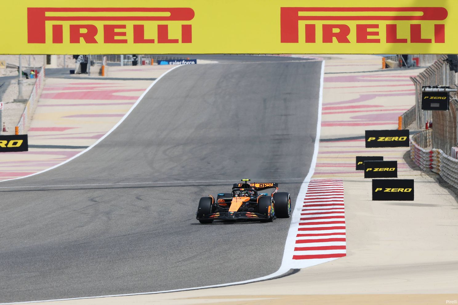 pirelli mclaren lando norris testdag 3 bahrein 2025