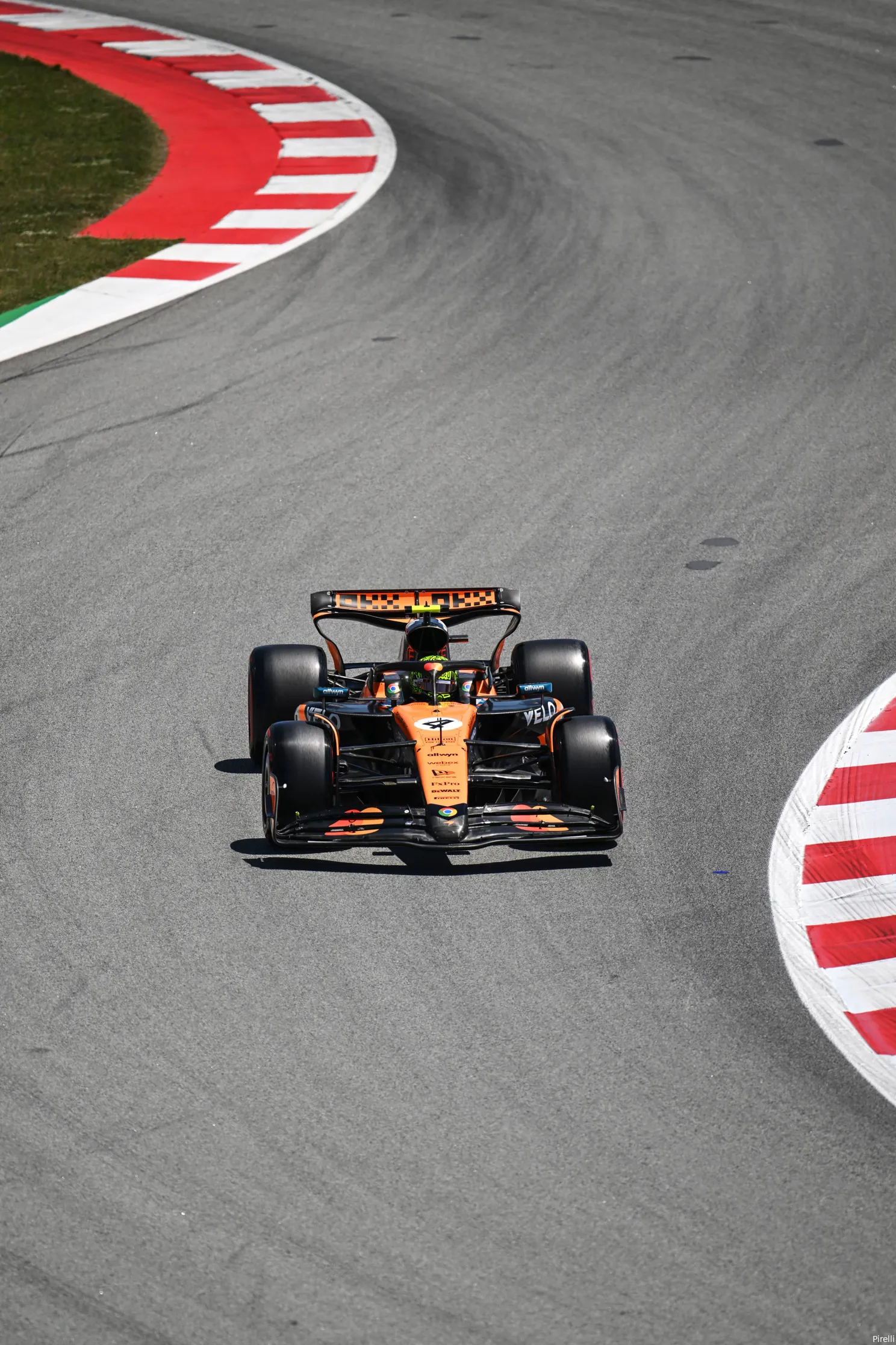 lando norris mclaren 8 friday barcelona 2025