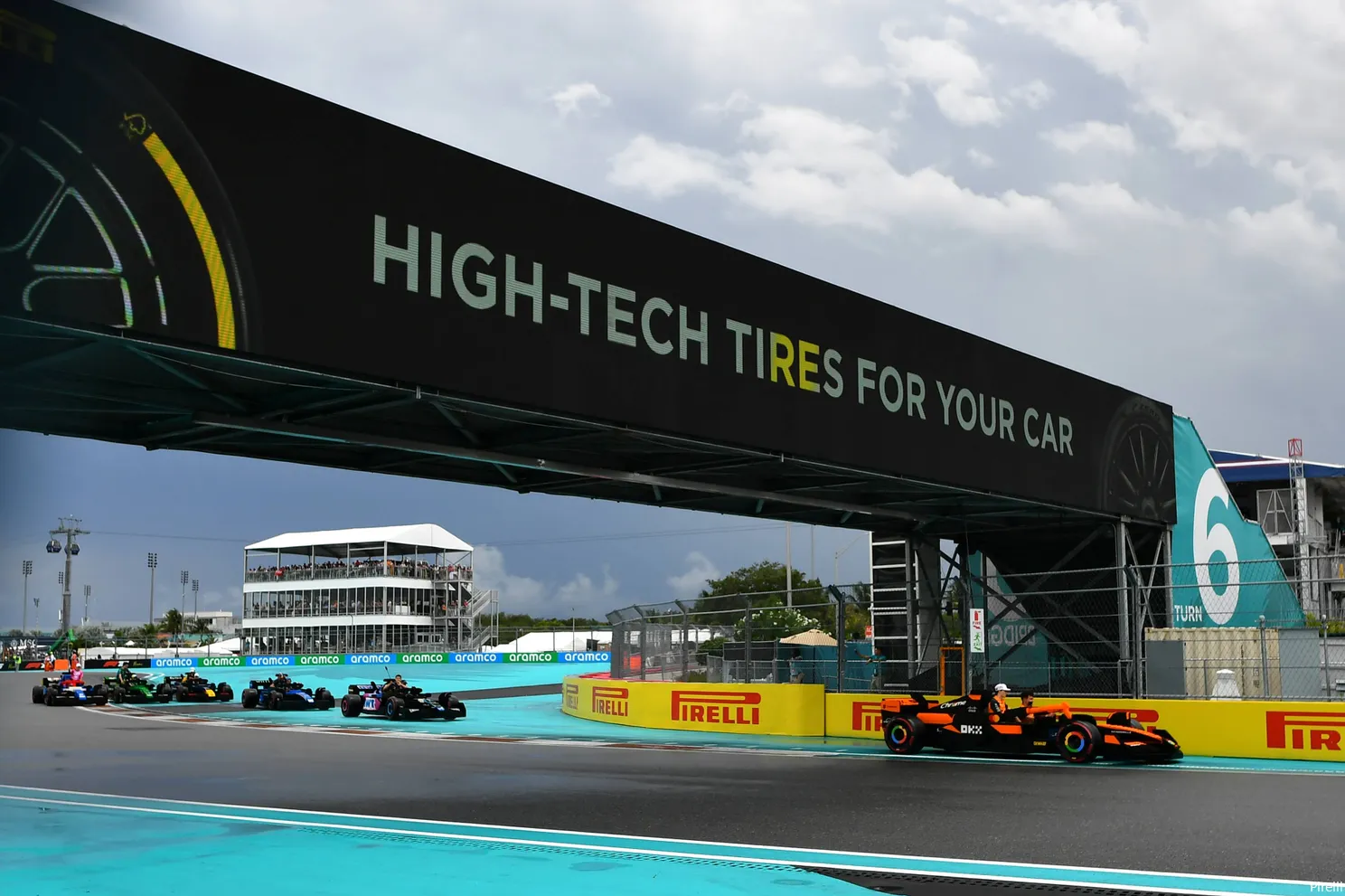 Verstappen weidt uit over upgrades en wijst op nadeel voor Red Bull: 'Gaat zeker niet helpen'