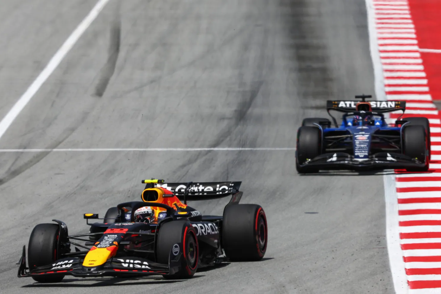 Herbert stemt in met afstraffen Verstappen in Spanje: 'Dat moeten we keihard aanpakken'