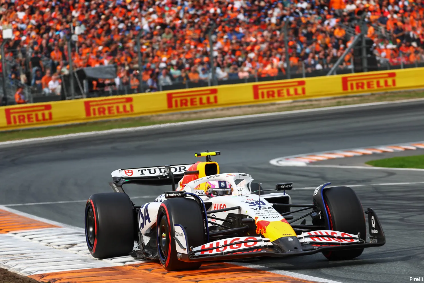 pirelli-liam-lawson-visa-cash-app-racing-bulls-gp-nederland-2025-zondag