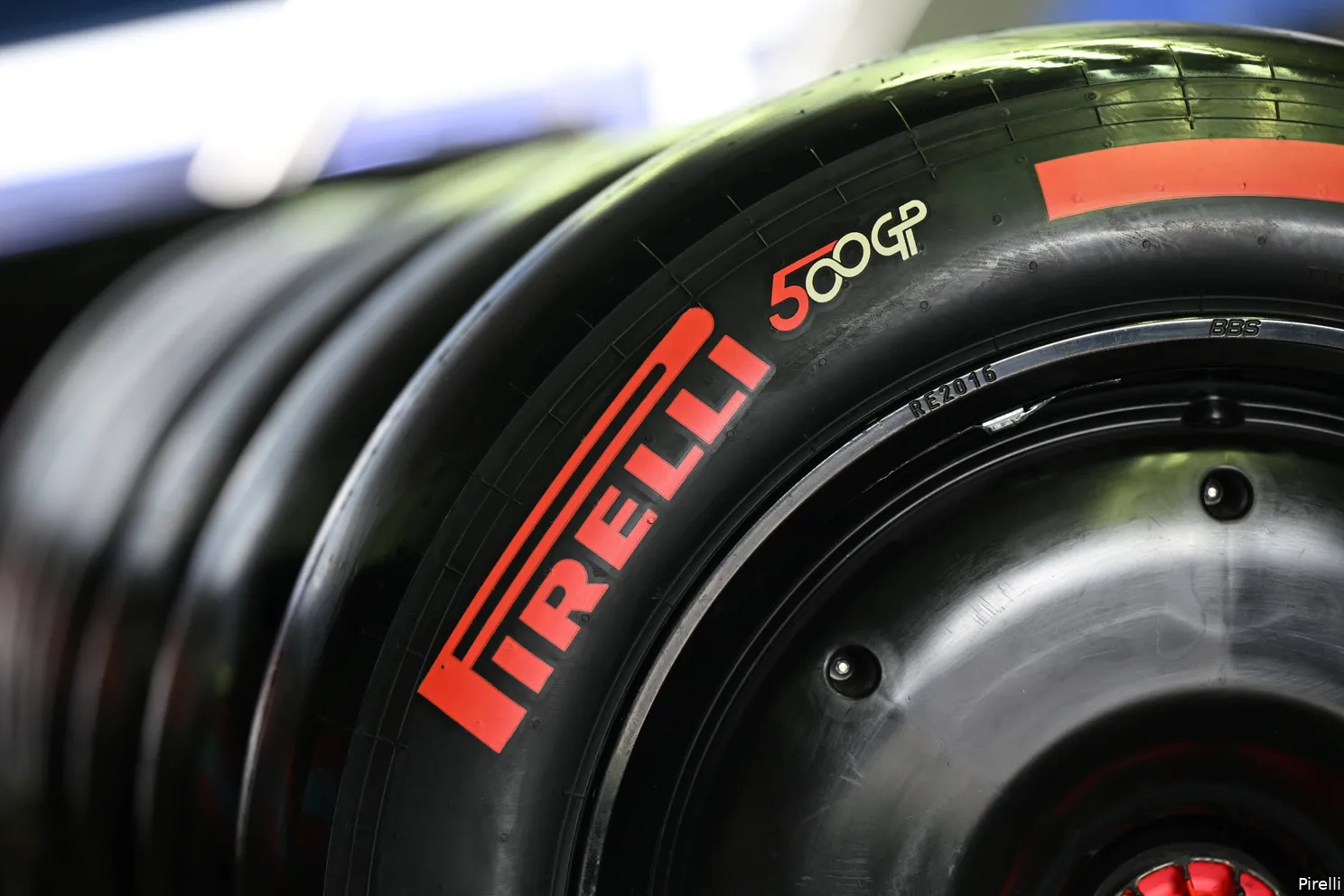 pirelli-rode--zachte-banden-gp-nederland