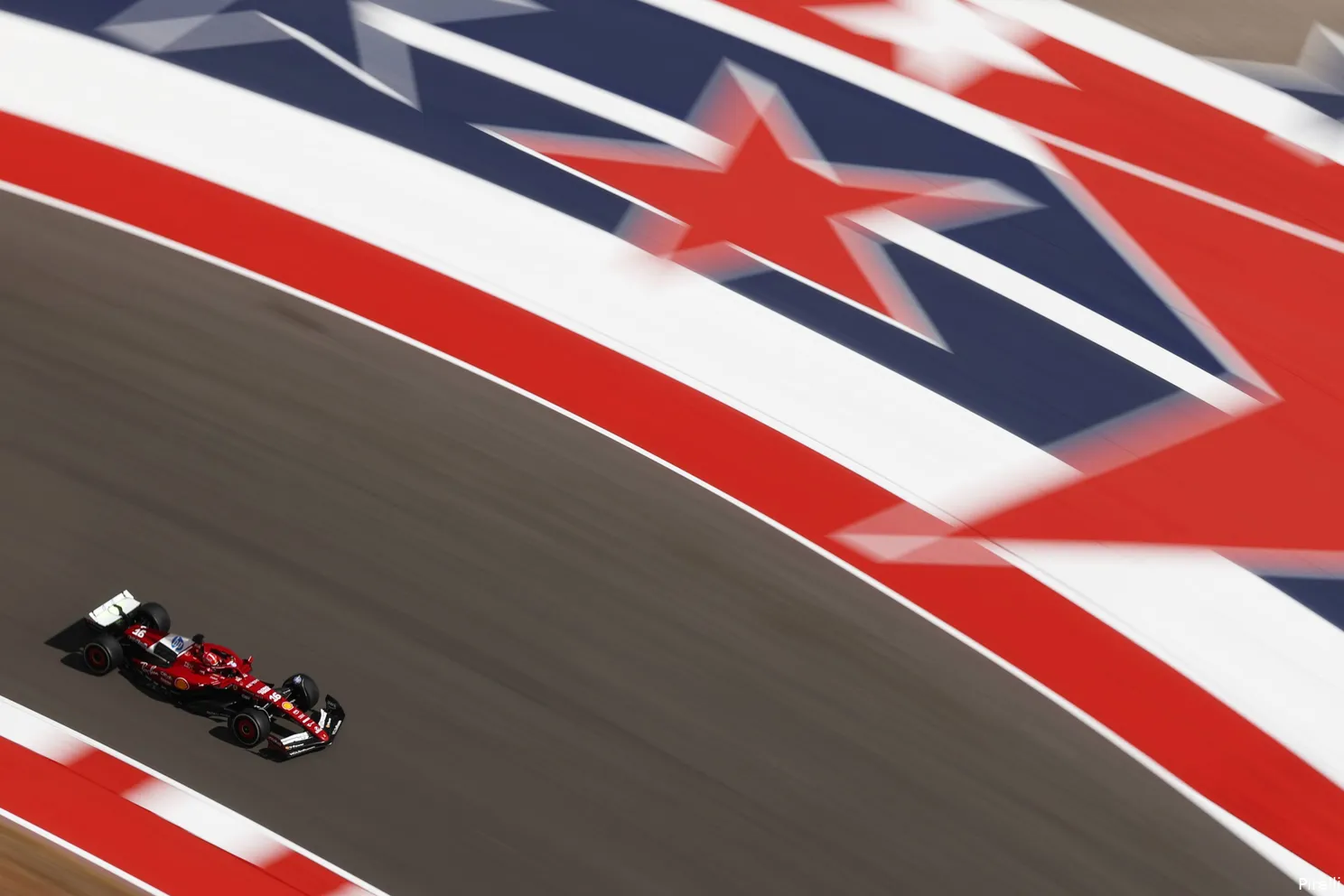 charles-leclerc-ferrari-cota-vrijdag-2025