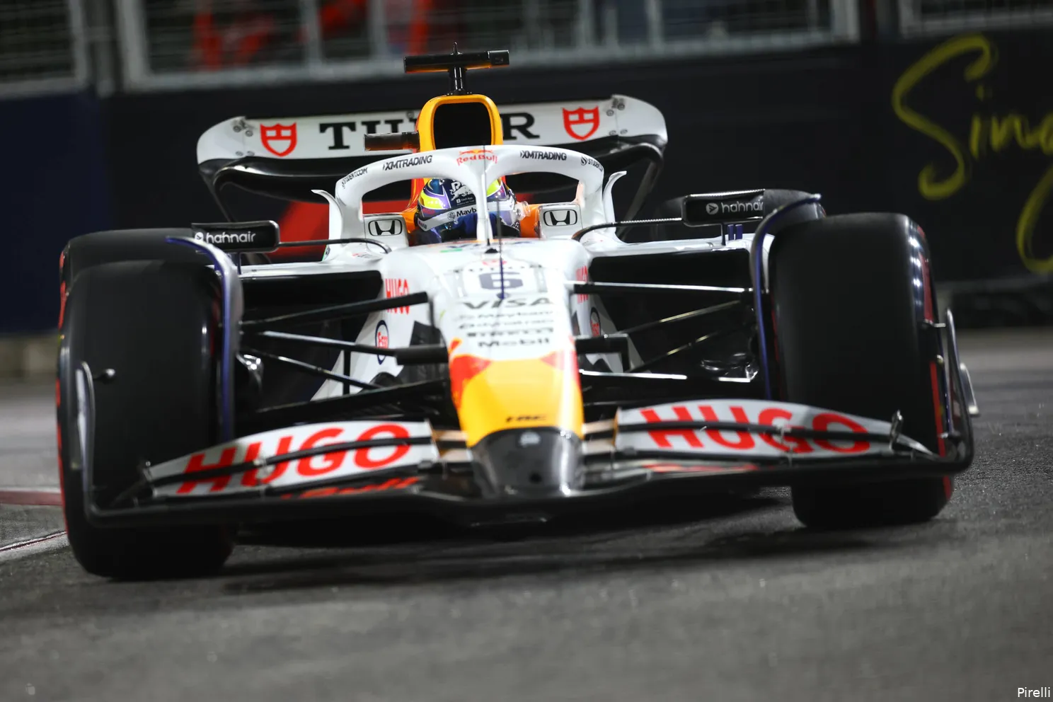 isack-hadjar-racing-bulls-19-friday-marinabay-2025 (1)