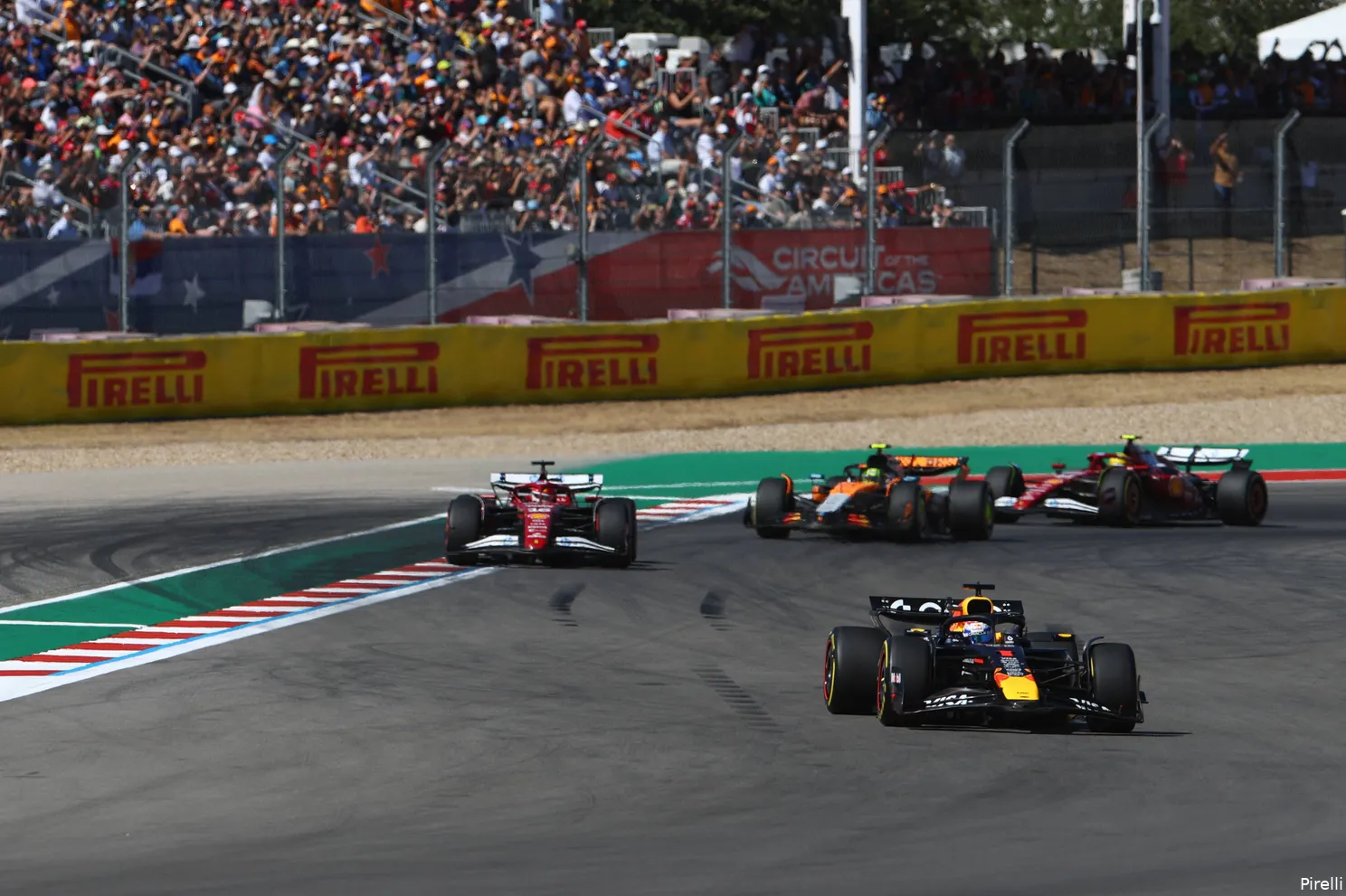 lando-norris-mclaren-lewis-hamilton-charles-leclerc-ferrari-max-verstappen-red-bull-racing-cota-zondag-2025