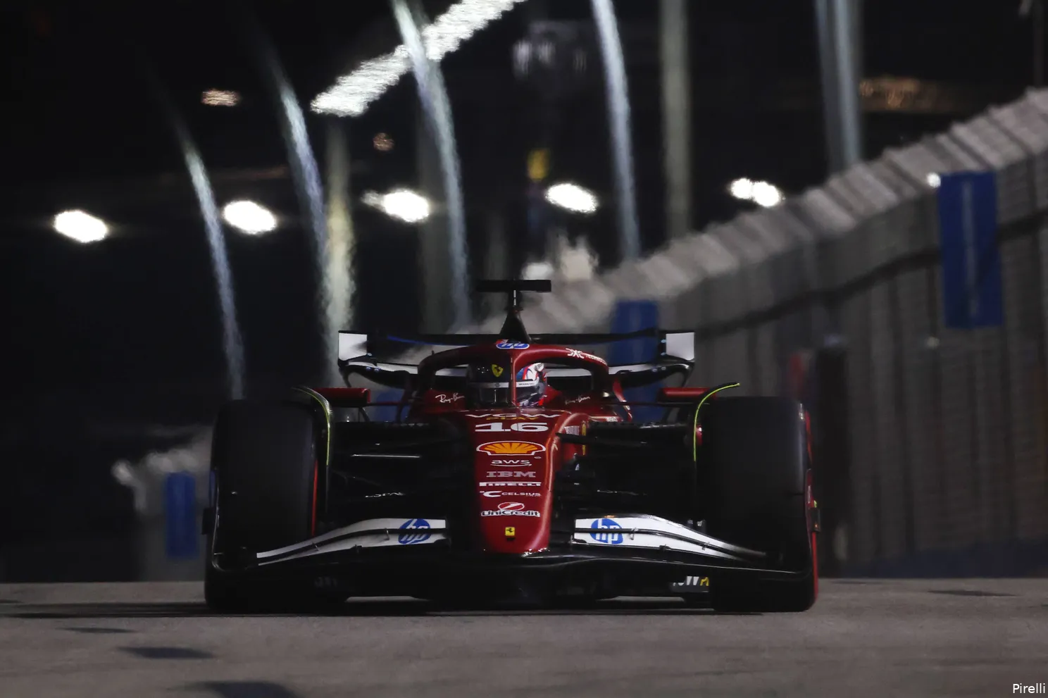 pirelli-charles-leclerc-ferrari-gp-singapore-2025-zaterdag