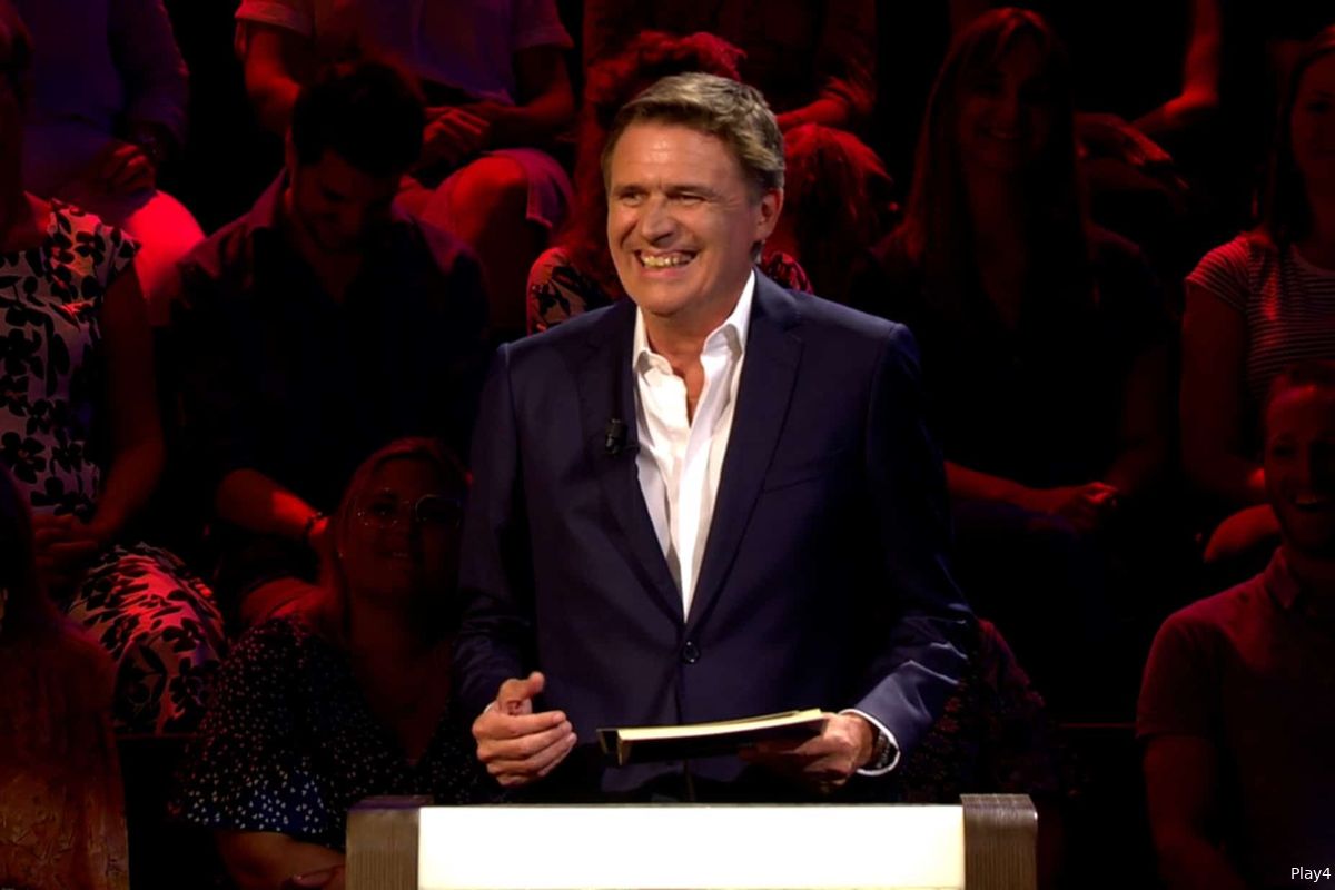 Erik Van Looy onthult live op televisie eerste 'Slimste Mens'-kandidaat : "Nog nooit zo gevraagd"