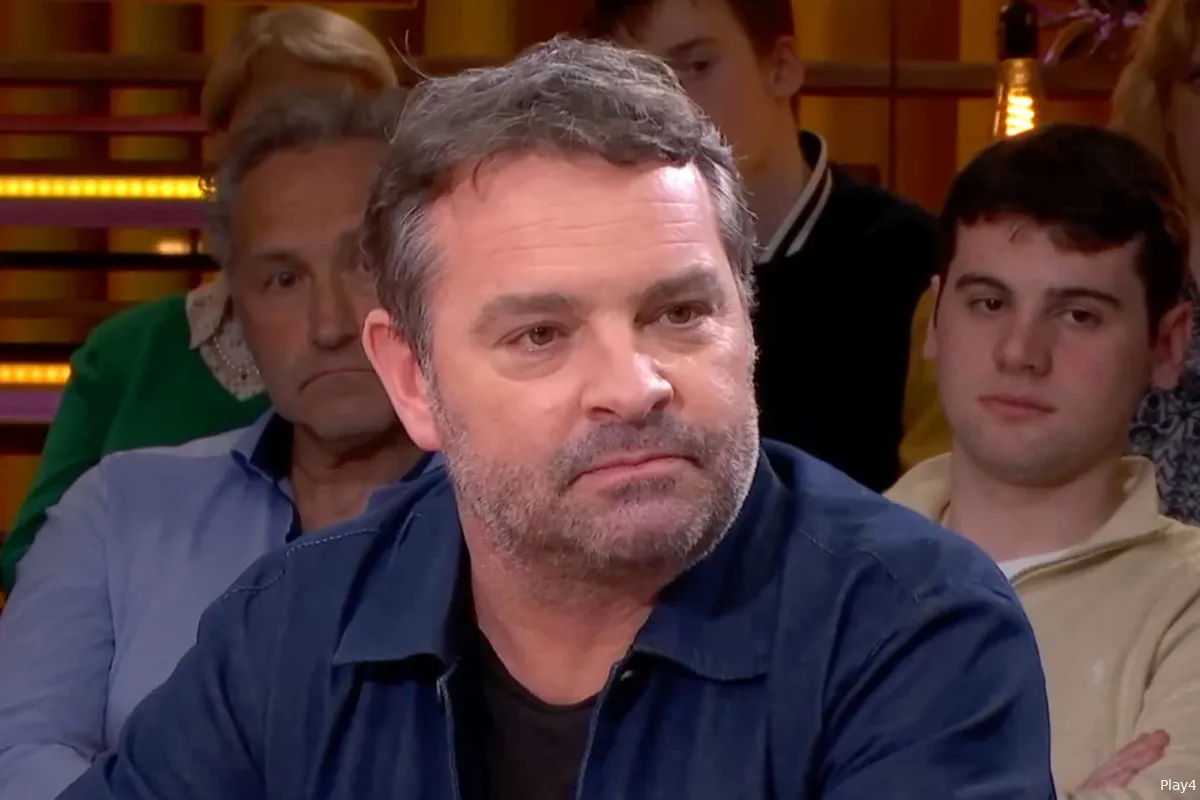 Jaar na beschuldigingen over wangedrag: Adriaan Van den Hoof heeft groot nieuws te melden