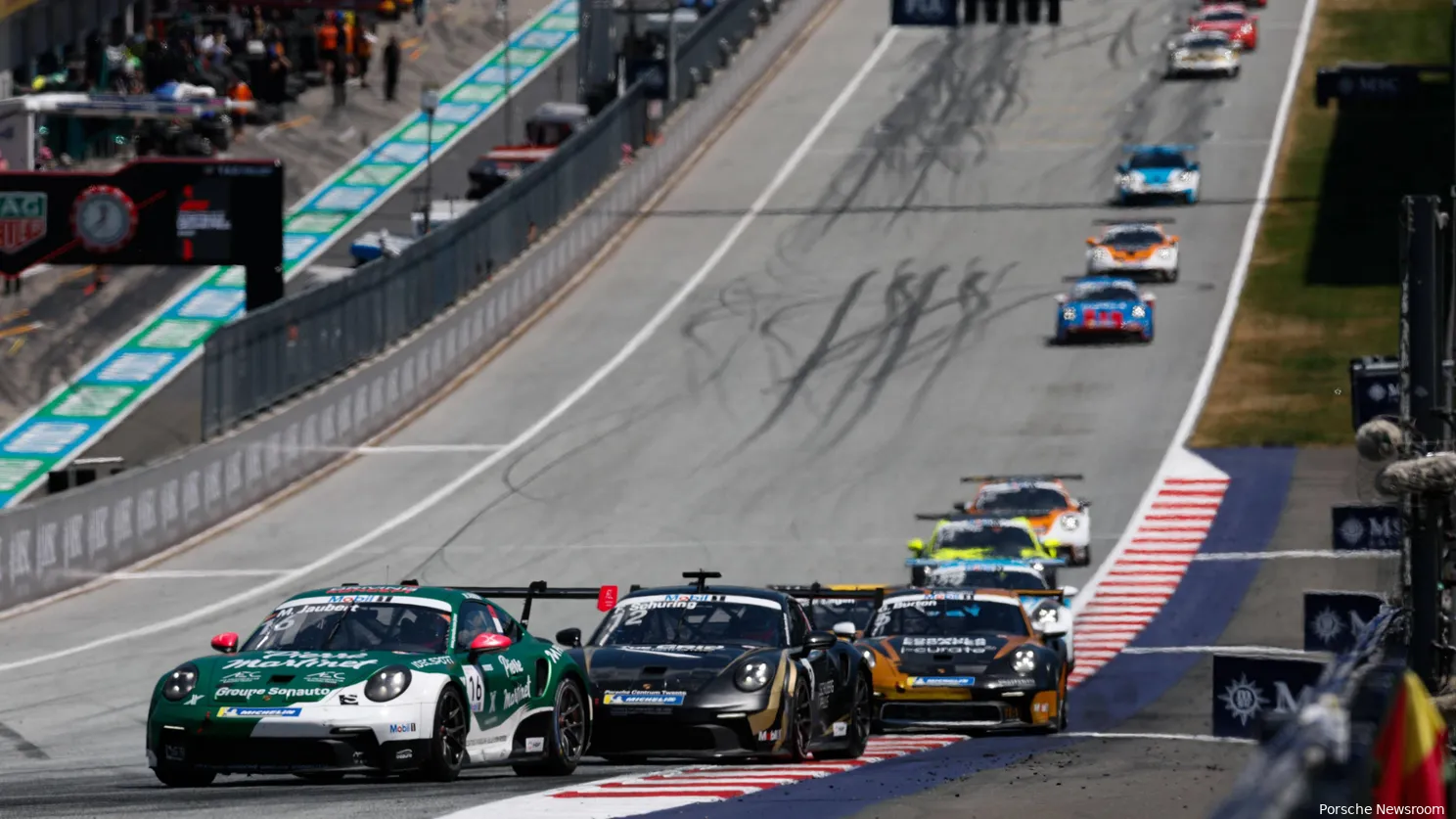 Porsche Supercup Oostenrijk | De Haan verovert leiding in het WK na dubbele thuiszege voor Lechner