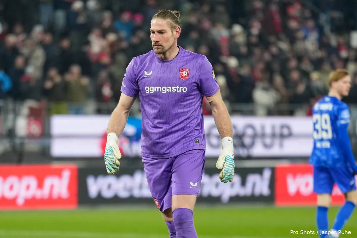 lars-unnerstall-baalt-knvb-beker-kwartfinale-az-fc-twente-2025-2026