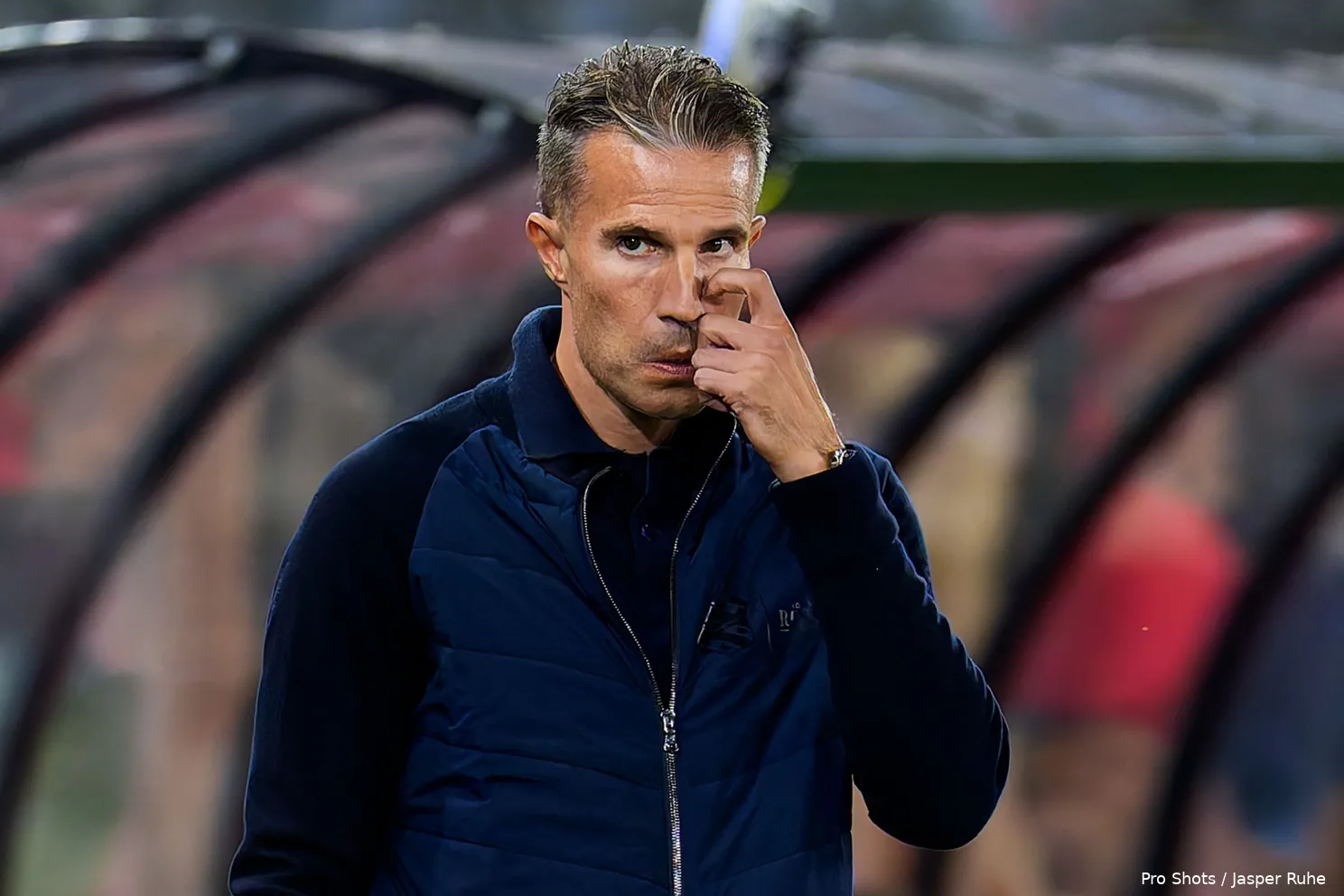 robin van persie trainer sc heerenveen 2024