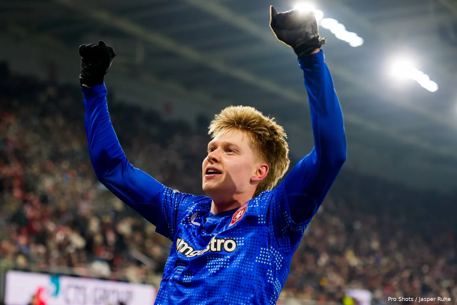 Kristian-hlynsson-az-fc-twente-beker-kwartfinale-2025-2026