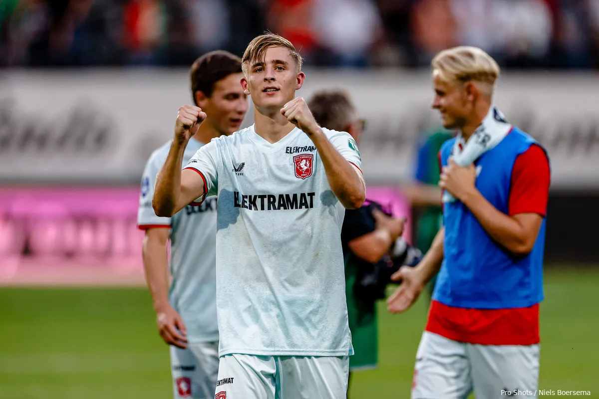 max bruns nec nijmegen fc twente juichen 2024 2025