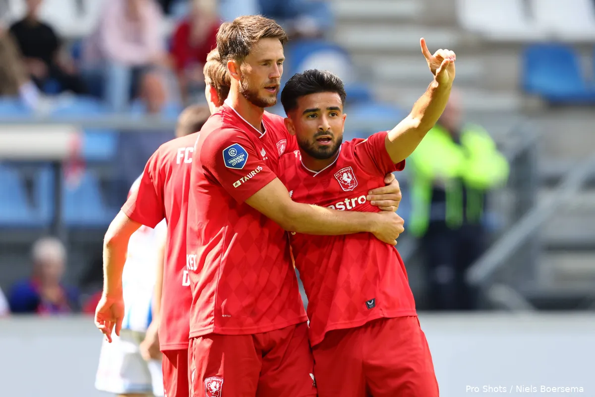 ricky-van-wolfswinkel-naci-unuvar-wijzen-nee-sc-heerenveen-fc-twente-2025-2026