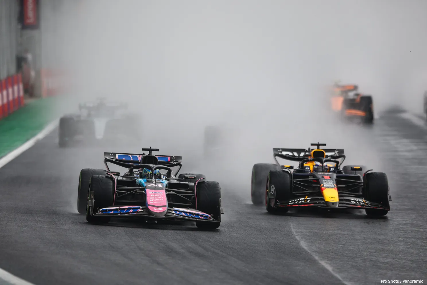 brazilie sao paulo start esteban ocon max verstappen 1