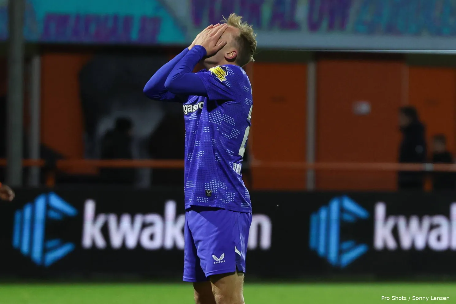 thomas-van-den-belt-baalt-fc-volendam-fc-twente-2025-2026-1-1