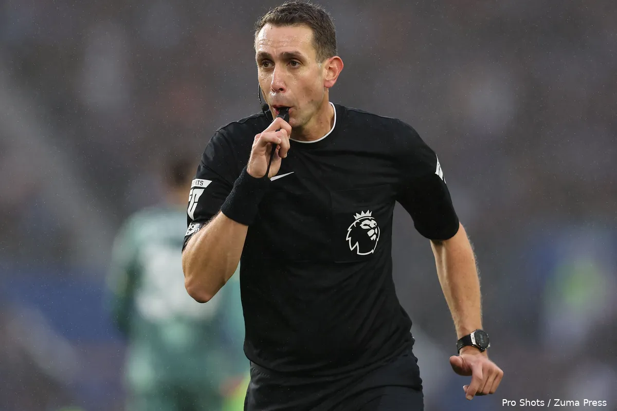 david coote blaast op fluit scheidsrechter engeland premier league 2024 2025