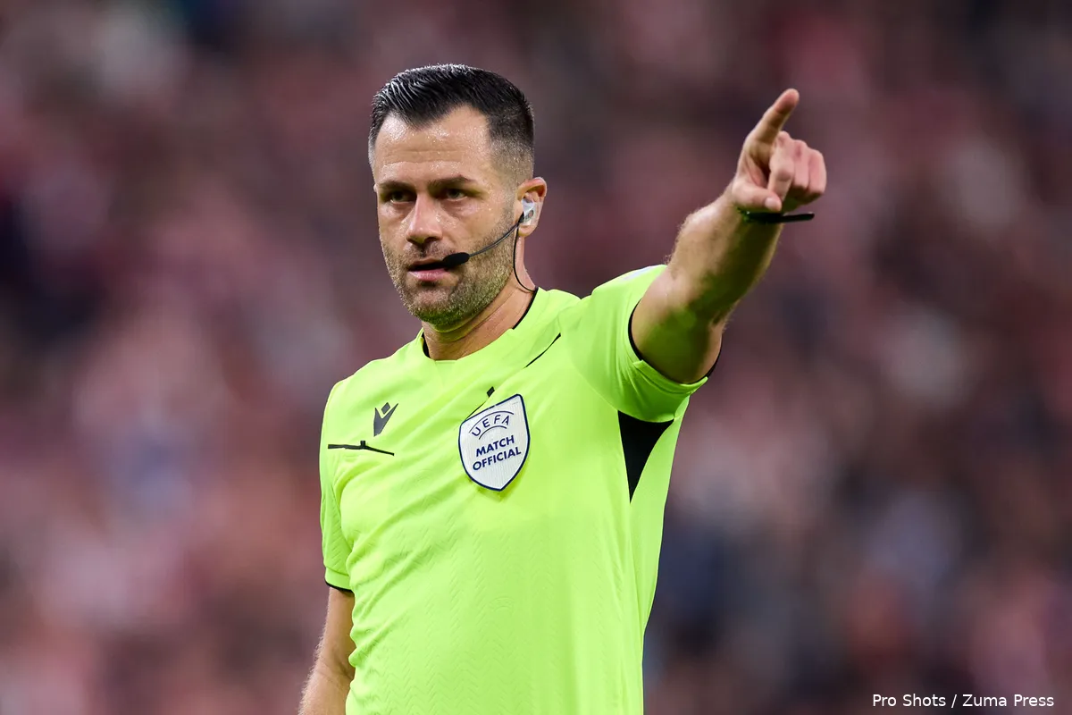 balazs berke wijst scheidsrechter athletic bilbao az europa league 2024 2025