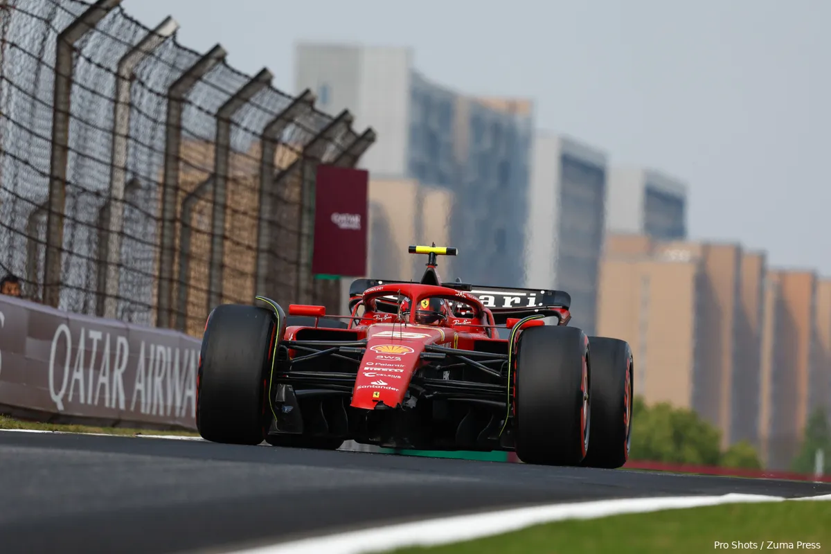 carlos sainz ferrari crash china 2024 3