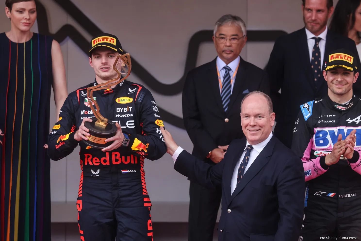Verstappen wijst journalist terecht: 'Het is geen kwestie van geloven’