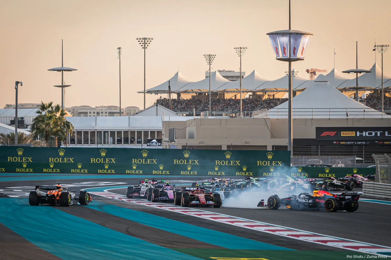 start abu dhabi oscar piastri 2024 max verstappen carlos sainz