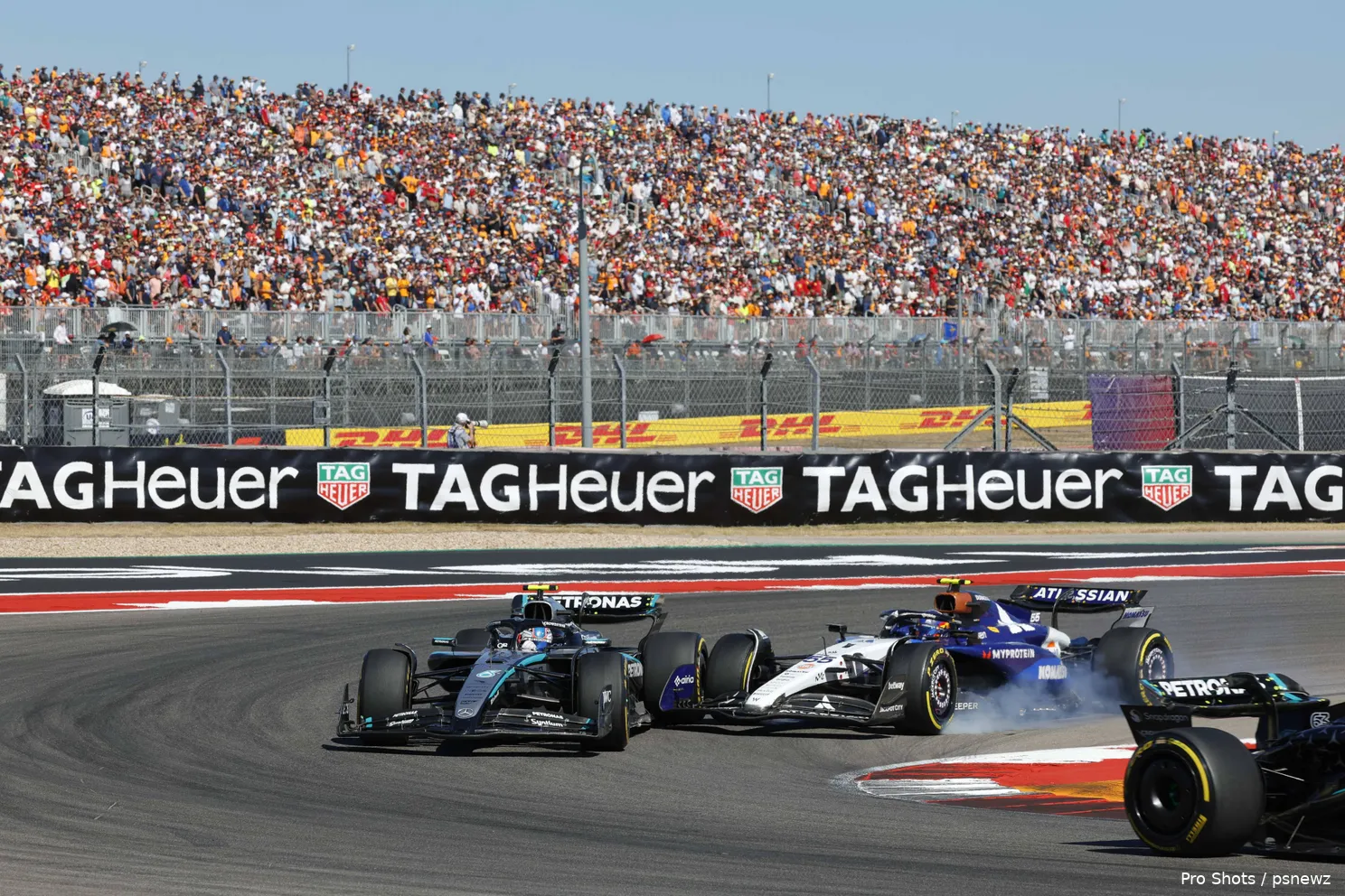 crash-cota-carlos-sainz-kimi-antonelli-williams-mercedes