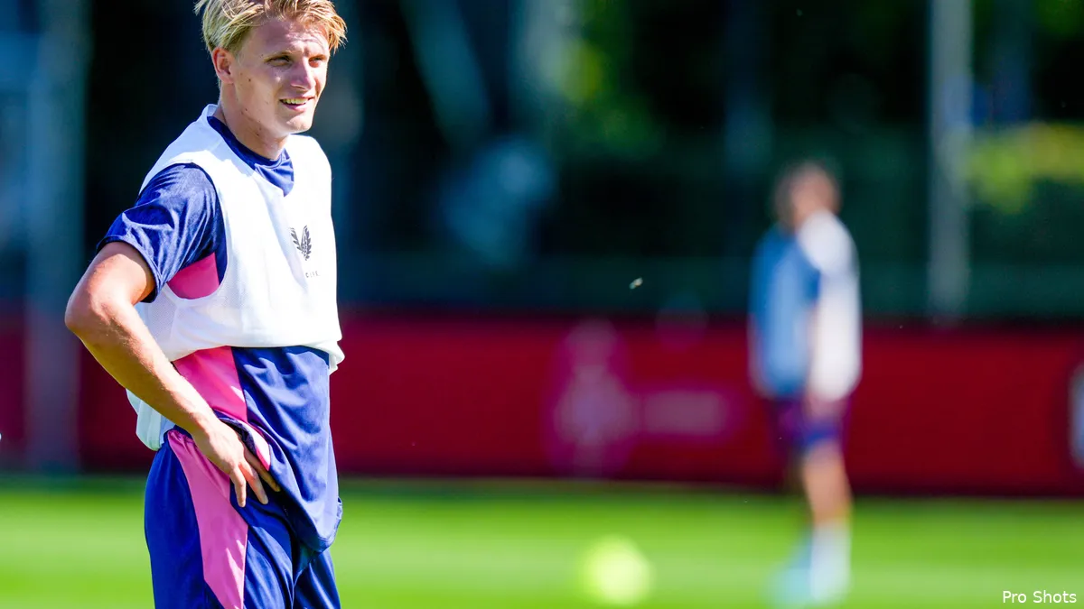 Feyenoord Injury Update: Steijn and Shaqueel van Persie Return to the Field