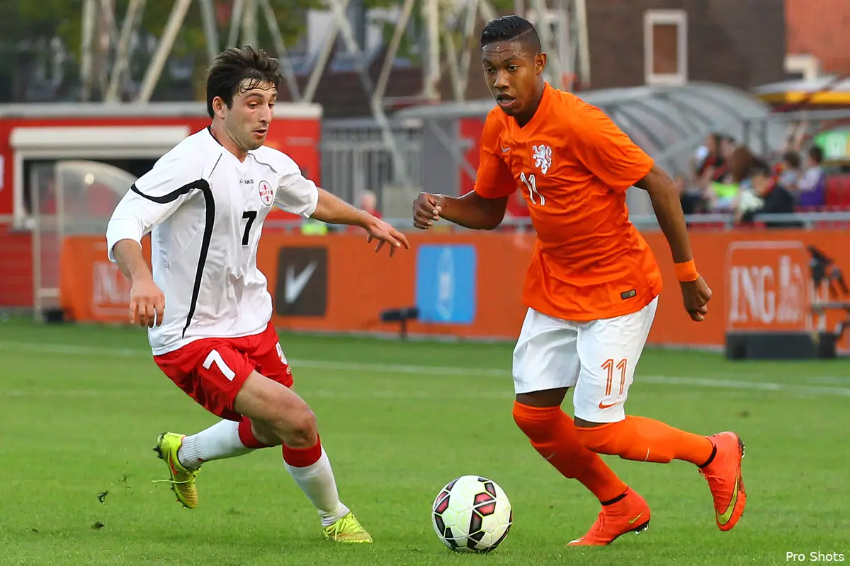 Karsdorp en Dammers debuteren bij verliezend Jong Oranje
