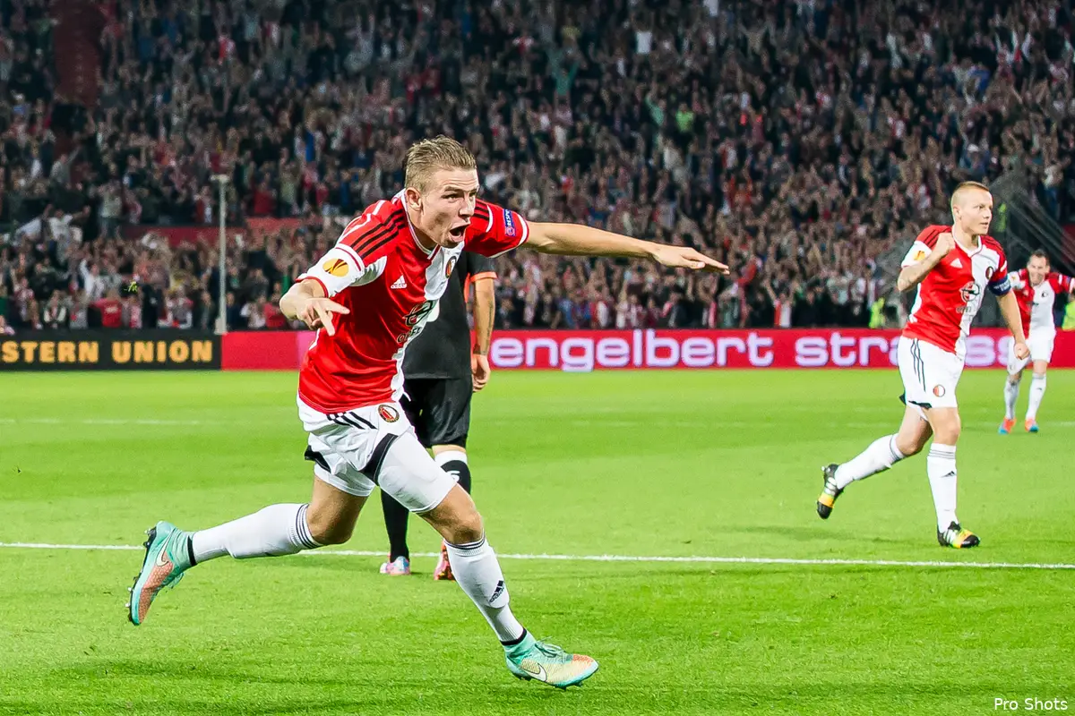 VIDEO | Sven van Beek krijgt vliegles