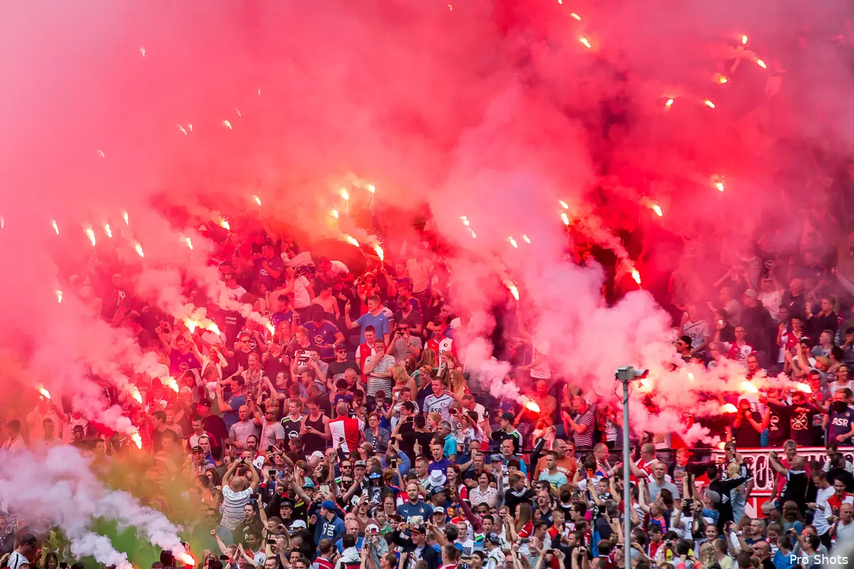 VIDEO'S | Opkomst eerste training van Feyenoord