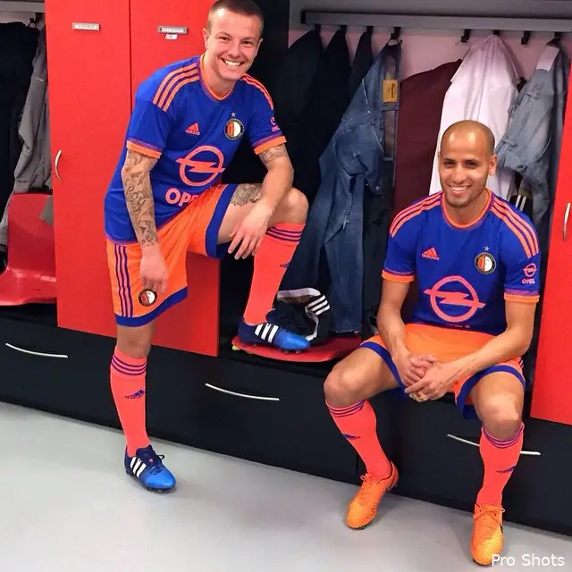 Nieuw uitshirt Feyenoord populair bij de jeugd