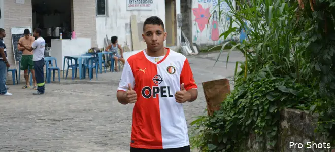 Feyenoord-supporter helpt Braziliaanse straatkinderen