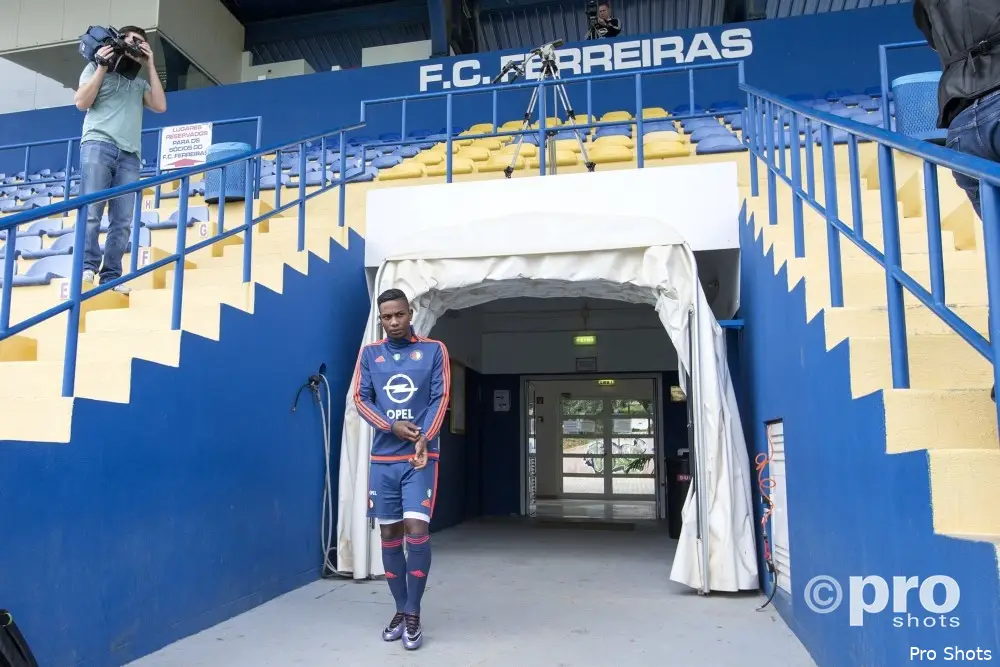 De Boer looft Vilhena, maar verwacht meer van Elia