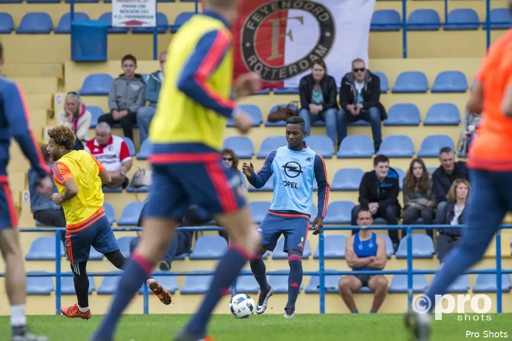 Positiespel centraal op maandagtraining