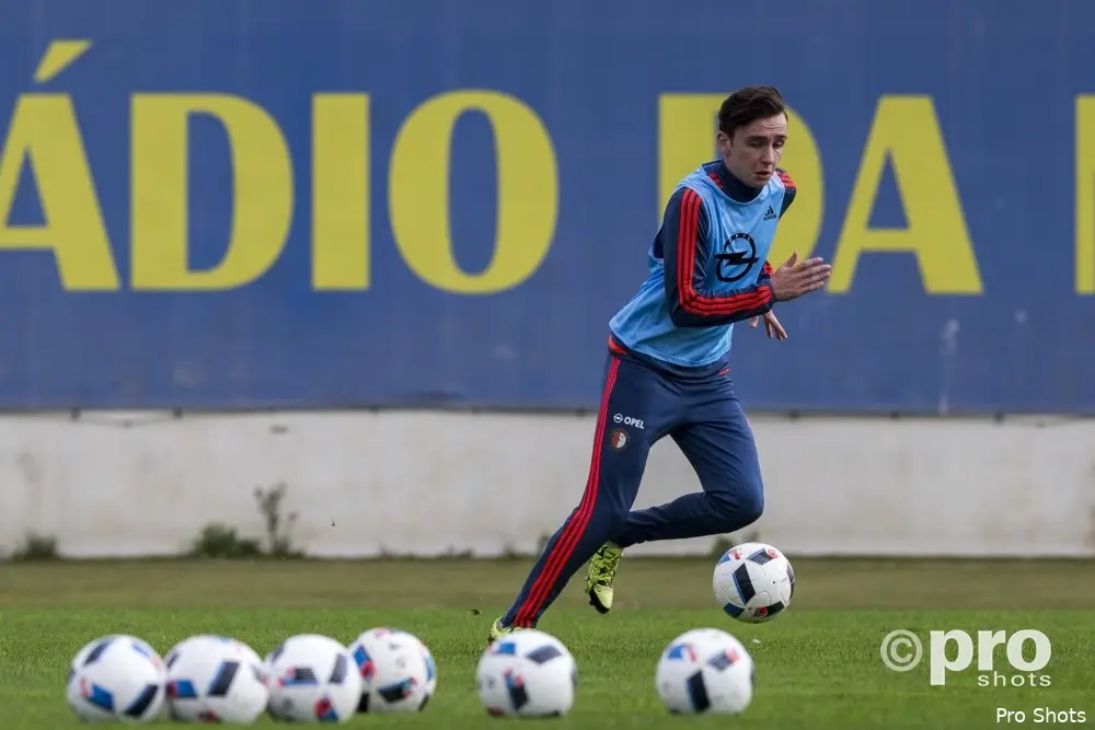 Van der Meer hoopt op een contract: ''Extra stimulans''