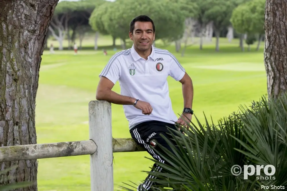Gio over duels met Iniesta: ''Dat lukte vaker niet dan wel''