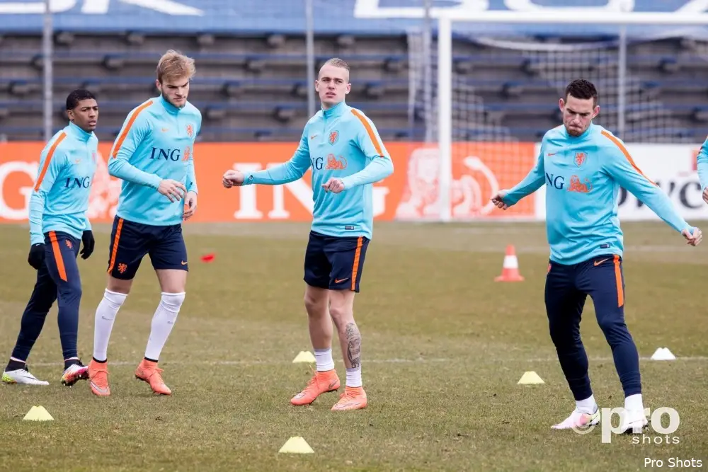 Vermeer en Karsdorp opnieuw op de bank bij Oranje