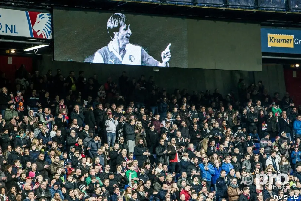 Dochter Cruijff verricht zondag uitreiking Supercup