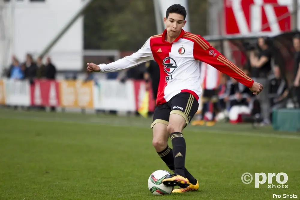 Hammouti tekent eerste profcontract bij Feyenoord 