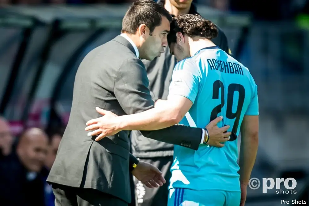 Van Bronckhorst over Achahbar: ''Heb wel oog voor reserves''